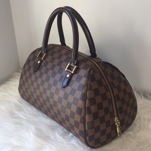 Authentic L Vuitton Ribera MM Damiere Ebene